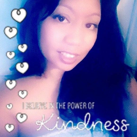 Meet your Posher, Lauren - Picture 1 of 1